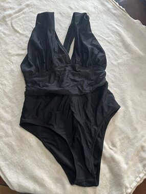 Cupshe Black Deep V One-Piece Swimsuit